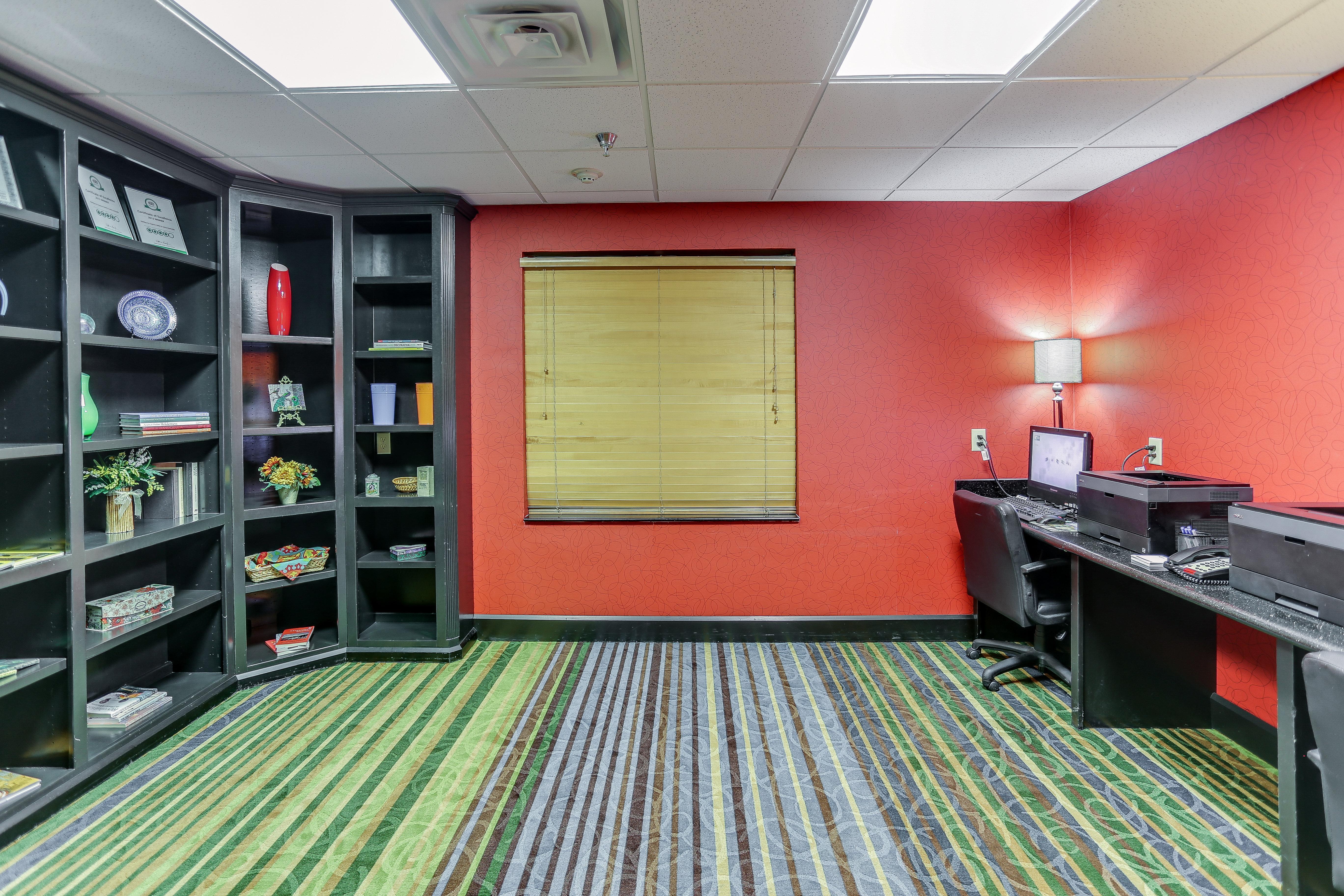 Holiday Inn Express Hotel & Suites Huntsville By Ihg Экстерьер фото