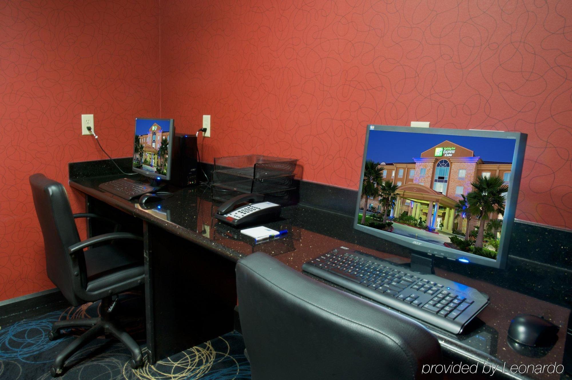 Holiday Inn Express Hotel & Suites Huntsville By Ihg Удобства фото