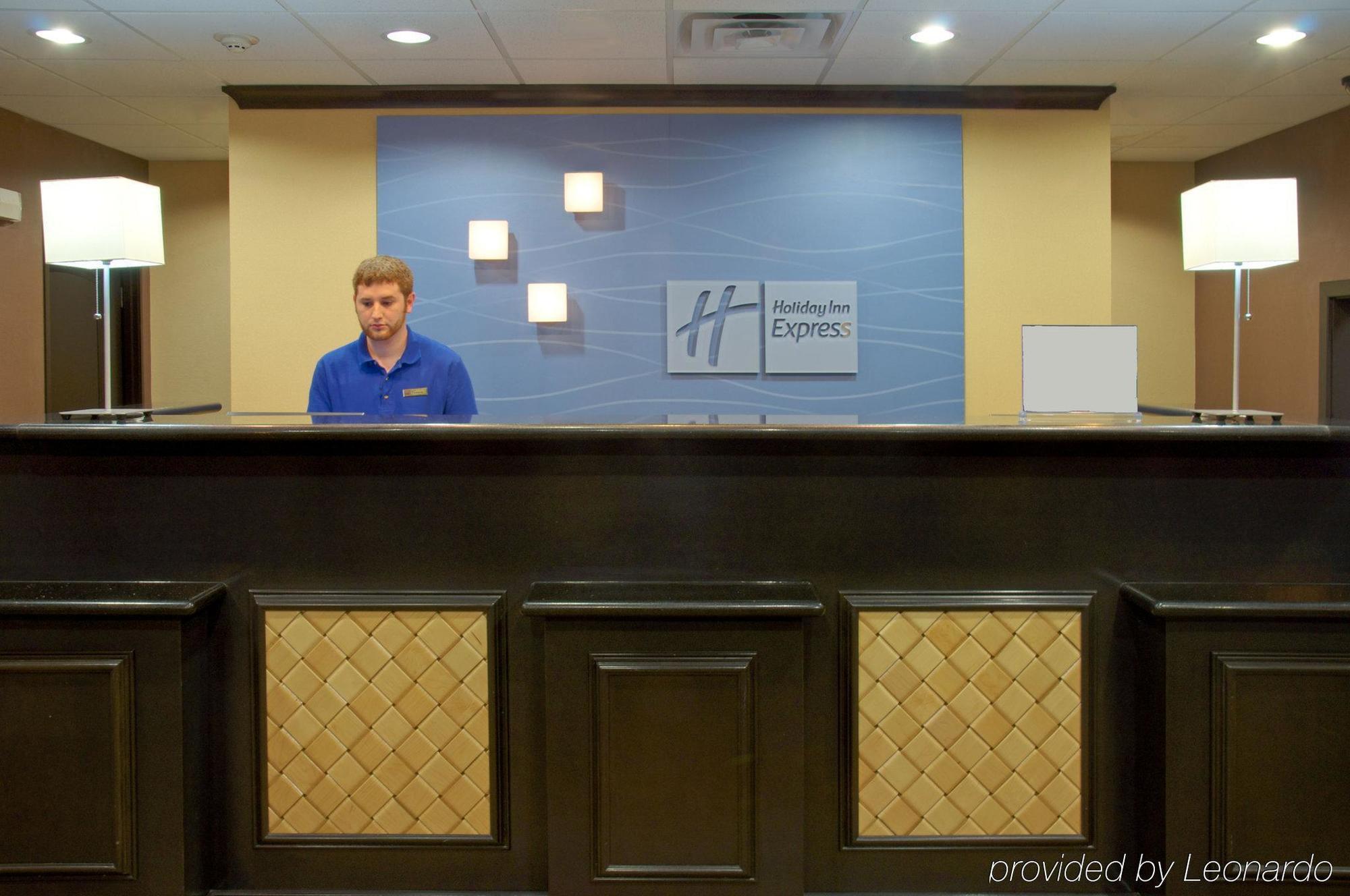 Holiday Inn Express Hotel & Suites Huntsville By Ihg Экстерьер фото