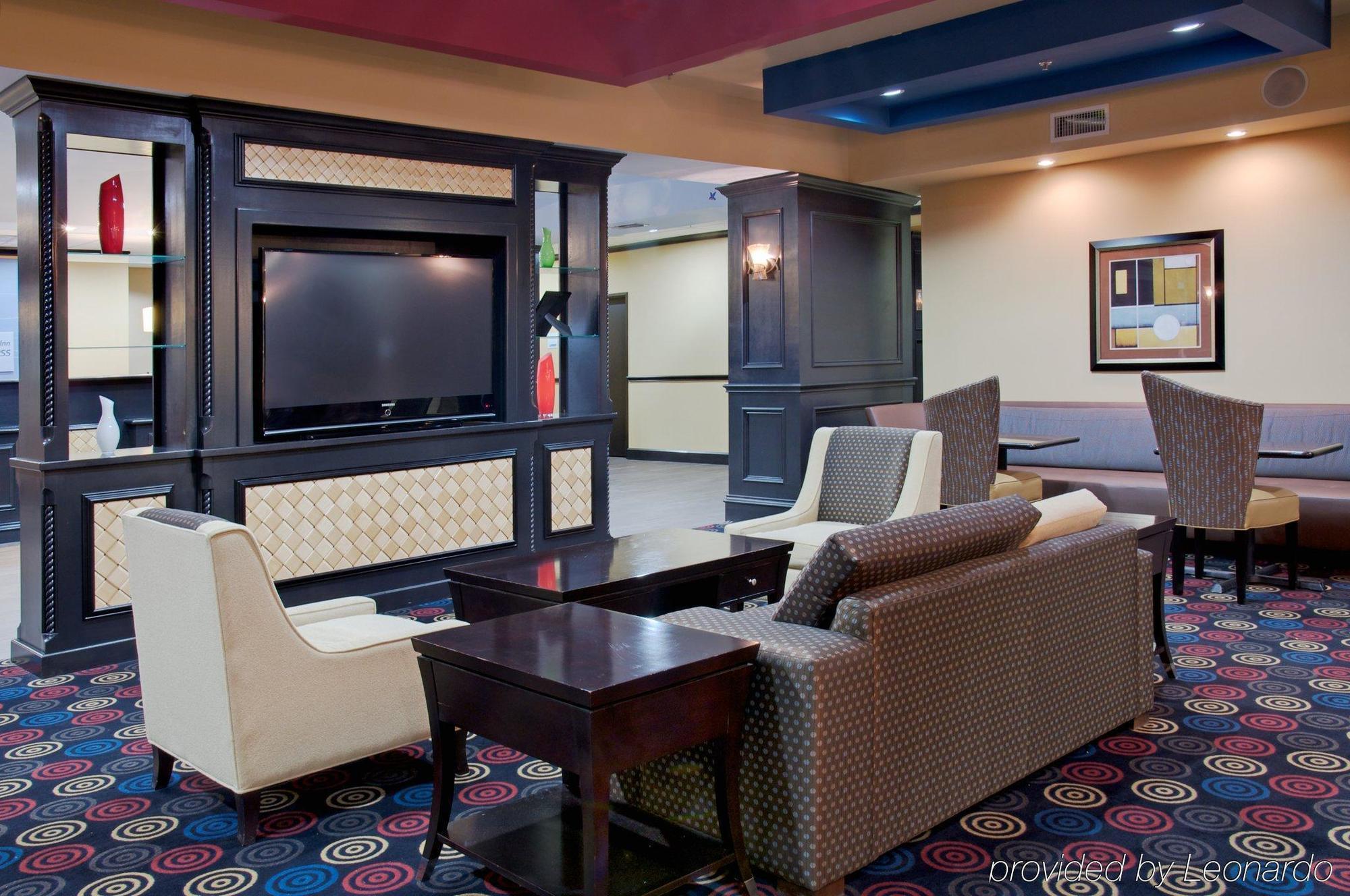Holiday Inn Express Hotel & Suites Huntsville By Ihg Экстерьер фото