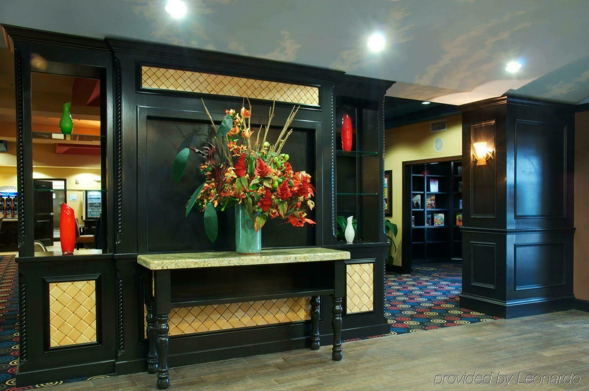 Holiday Inn Express Hotel & Suites Huntsville By Ihg Экстерьер фото